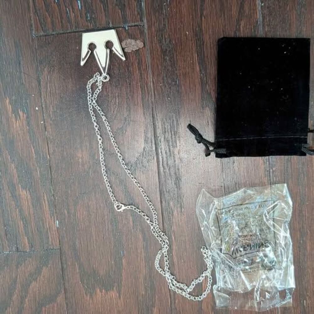 Yakangda Kingdom hearts necklace